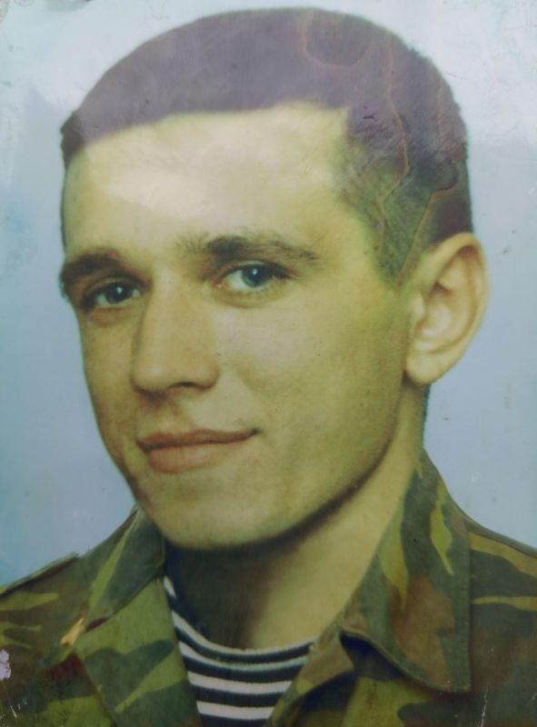 Квашулько Олег Иванович родился 4 мая 1974 года