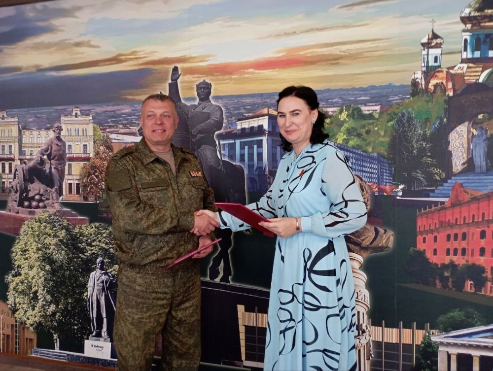 Администрация Луганска и фонд «Своих не бросаем» подписали соглашение