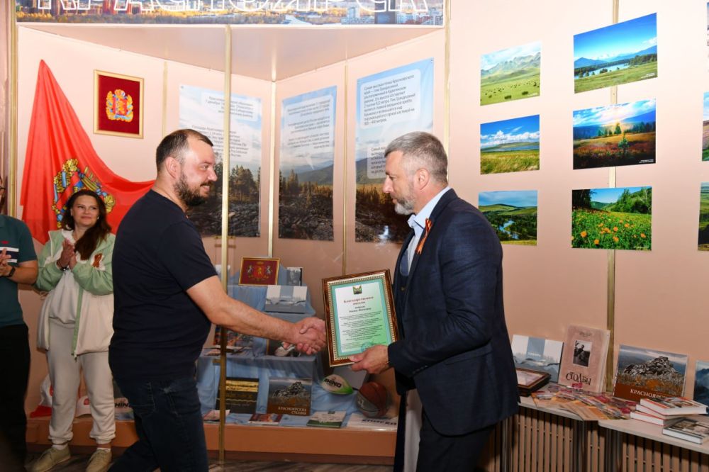 Андрей Сухачев: Одиннадцатая делегация красноярских врачей, в состав которой входили семь специалистов, возвращается домой