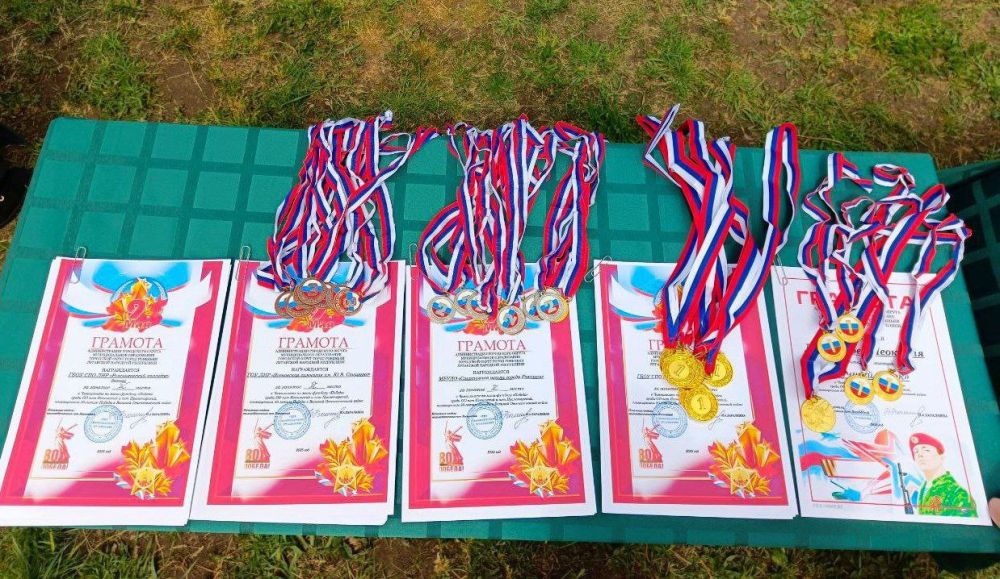 Андрей Рубанцов: 7 мая 2025 года состоялось Закрытие футбольного Чемпионата «Победа», который проходил на базе Ровеньковского колледжа