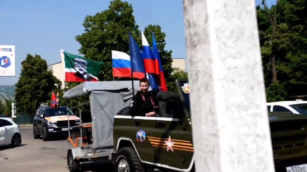 Денис Колесников: 8 мая родилась моя бабушка