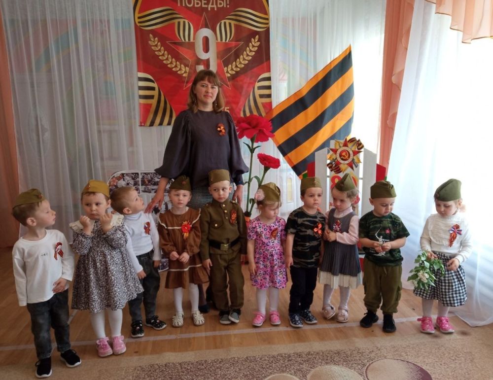 В дошкольном учреждении «Изумляндия» состоялся концерт, посвященный 80-летней годовщине окончания Великой Отечественной войны