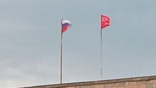 Краснолучское местное отделение «Единой России» присоединилось к акциям «Окна Победы» и «Знамя Победы»