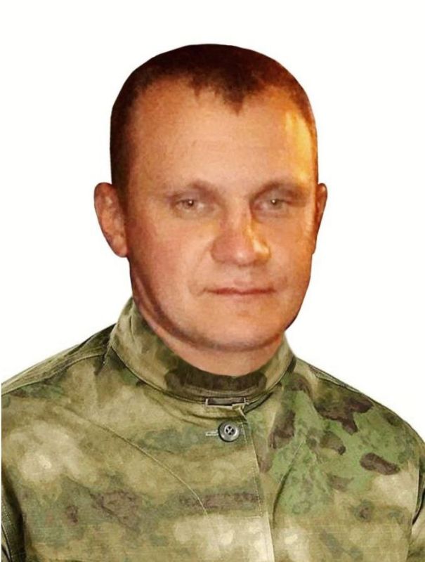 Буковский Виктор Владимирович родился 20 апреля 1986 года в Станице Луганской