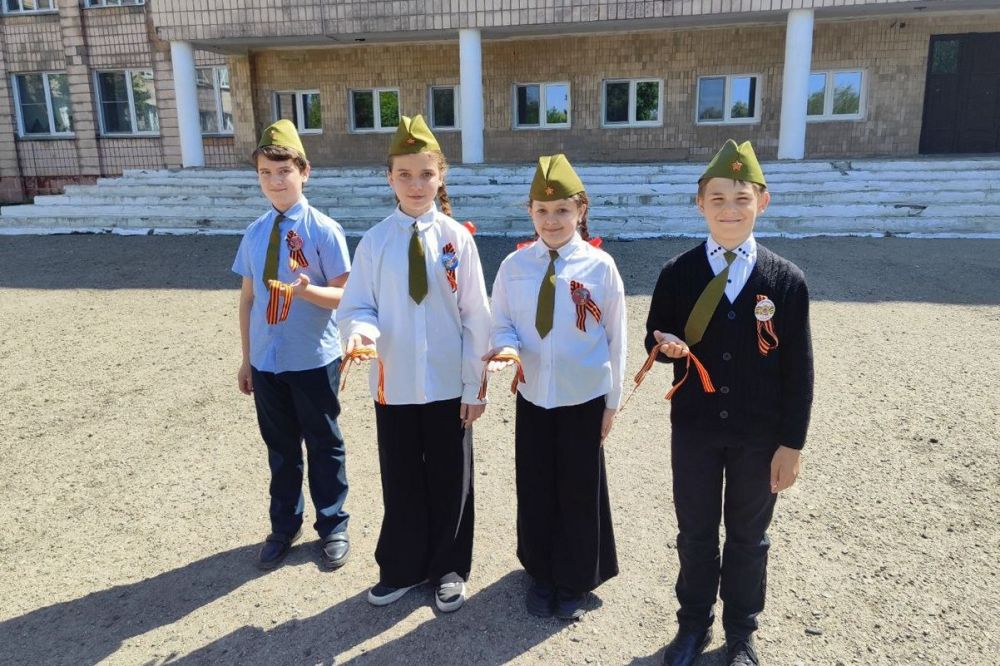 Ученики Свердловской средней школы 5 продолжают уверенно идти в патриотическом направлении