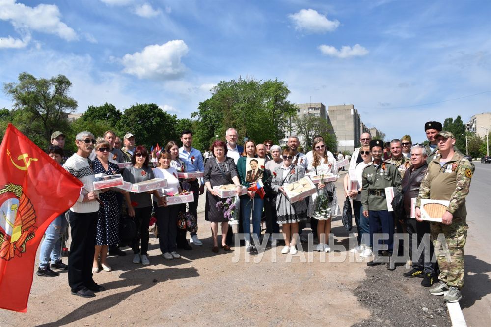 В Первомайске регион-шеф Калужская область поздравил семьи защитников Отечества с 80-летием Победы в Великой Отечественной войне