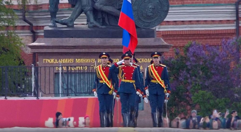 9Парад в честь 80-й годовщины Победы в Великой Отечественной войне начался на Красной площади в Москве.
