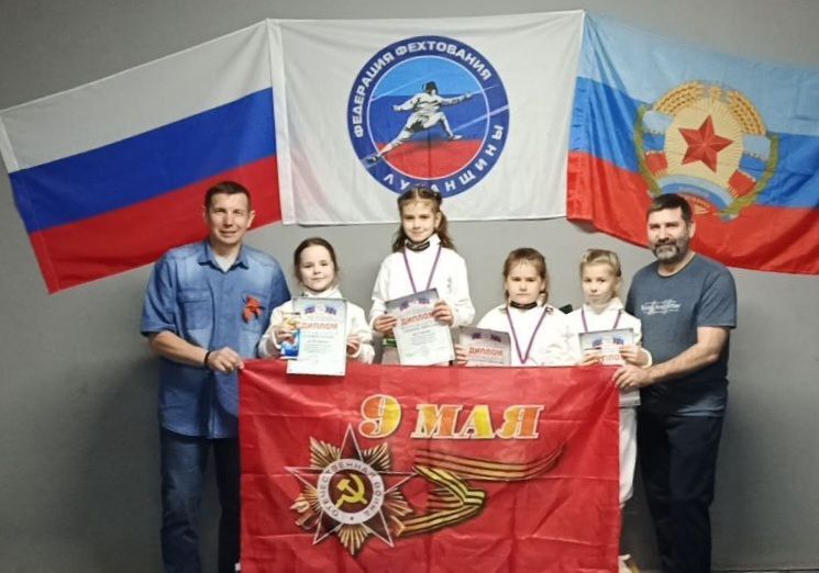 8  2025            &quot;,  80-  !