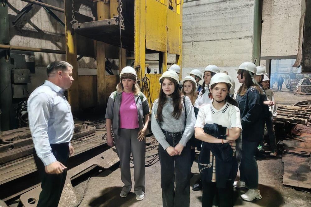 Ремонтно-механическое управление №2 ООО «ТЭК «Родина» в Свердловске распахнуло свои двери для учеников 8 класса