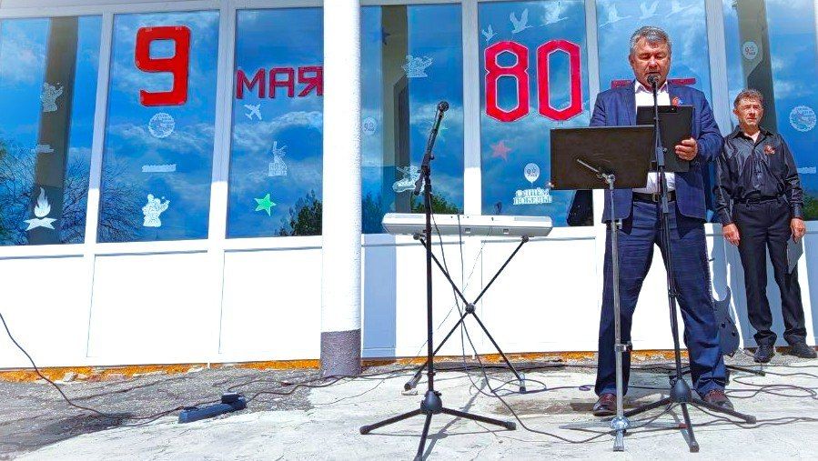 Активисты партии «Единая Россия» и жители сел организовали «Автопробег» с Знаменем Победы