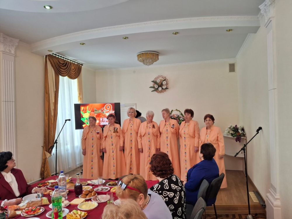 В Молодогвардейске прошел победный огонек для ветеранов «Запевай фронтовую!»