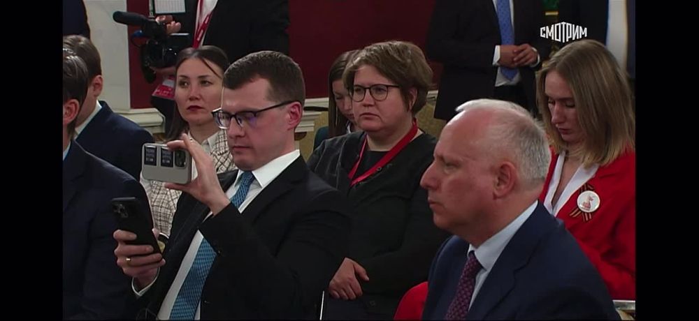 Предлагаем Киеву возобновить прямые переговоры без всяких предварительных условий, начать предлагаем 15 мая в Стамбуле — Путин