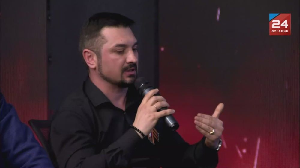 Депутат Народного Совета ЛНР Максим Уваров подчеркнул, что фильм Леонарда Свидовскова «Непокоренные» особенно важен в наше время: