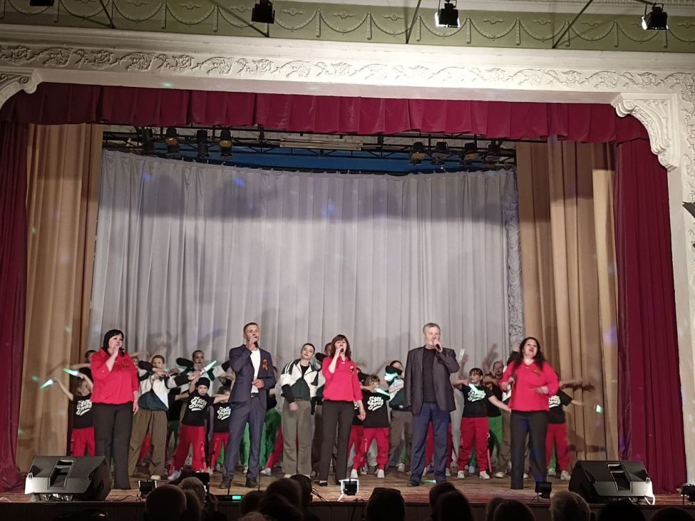 12 мая навсегда вошел в новейшую историю как день образования нового государства — Луганской Народной Республики! И сегодня республика празднует 11 годовщину уже в составе Российской Федерации