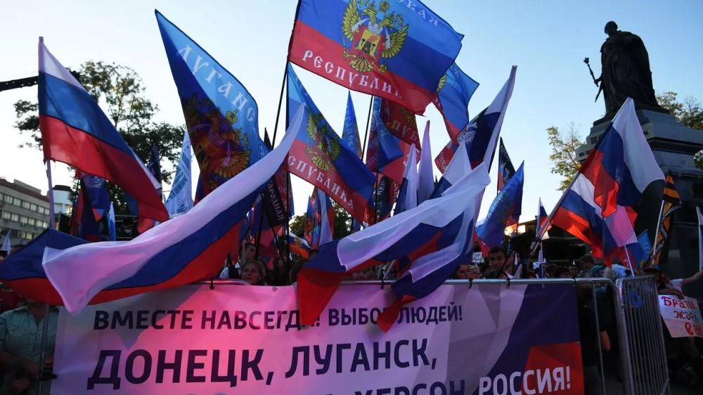 Донецкая и Луганская Народные республики были созданы ровно 11 лет назад