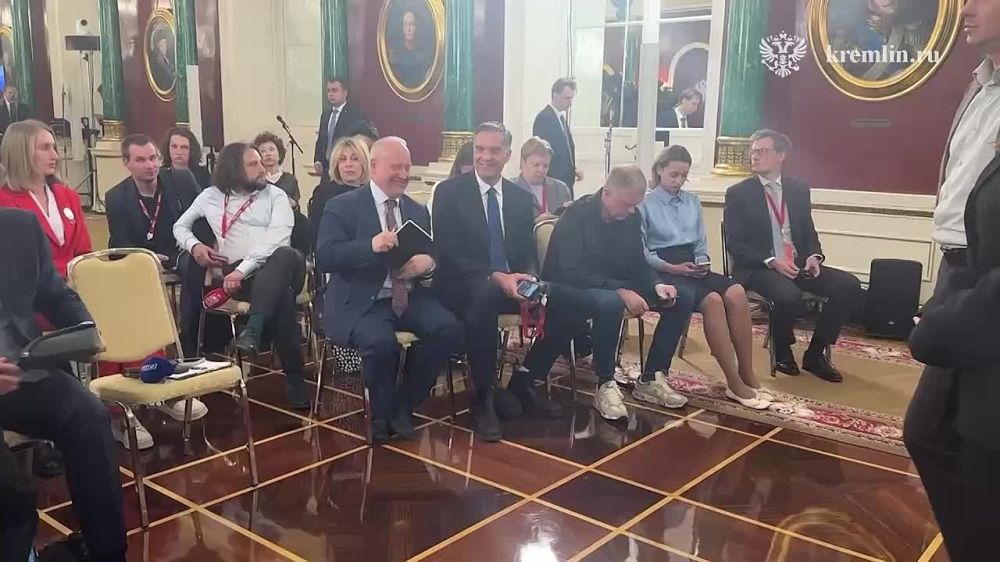 Президент России Владимир Путин готовится выступить с заявлением