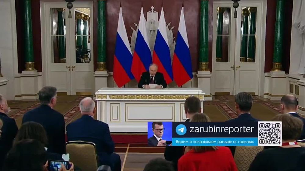 Константин Бутримов: Полное видео сегодняшней ночной пресс-конференции Владимира Путина