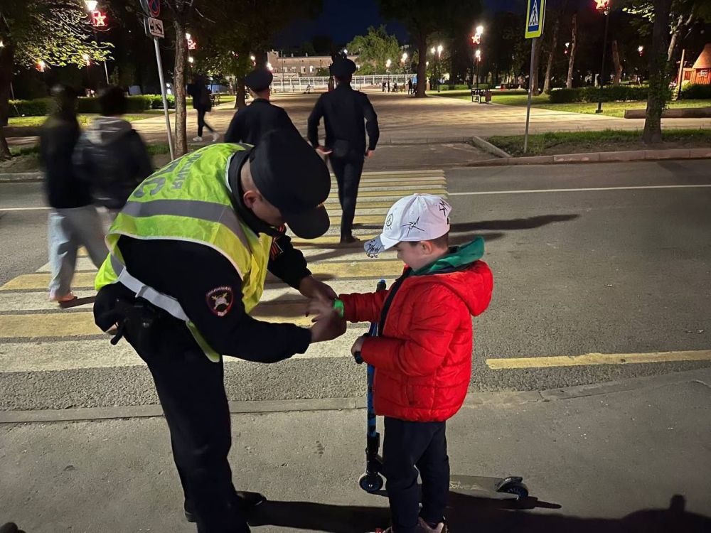 В праздничные дни сотрудники Госавтоинспекции напомнили о соблюдении Правил дорожного движения