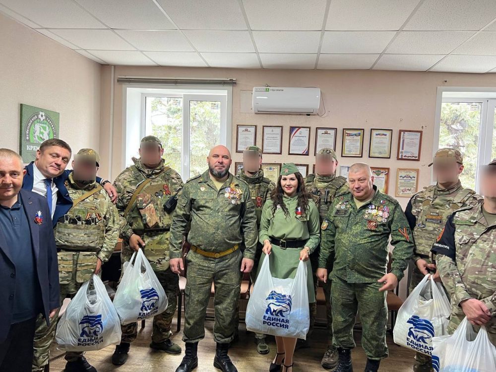 12 мая. С Днем Луганской Народной Республики!