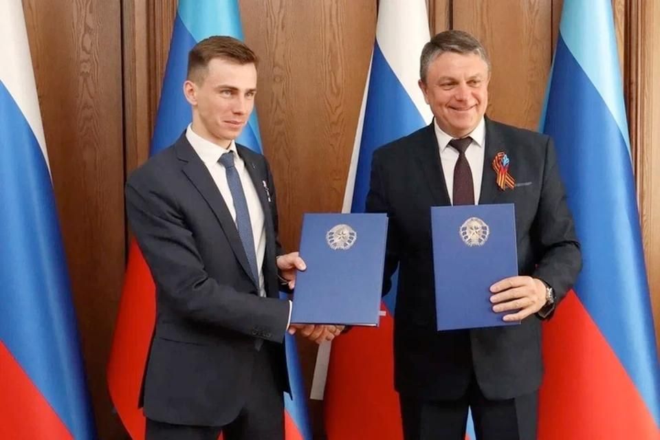 Глава ЛНР подписал соглашение о сотрудничестве с движением «Юнармия»