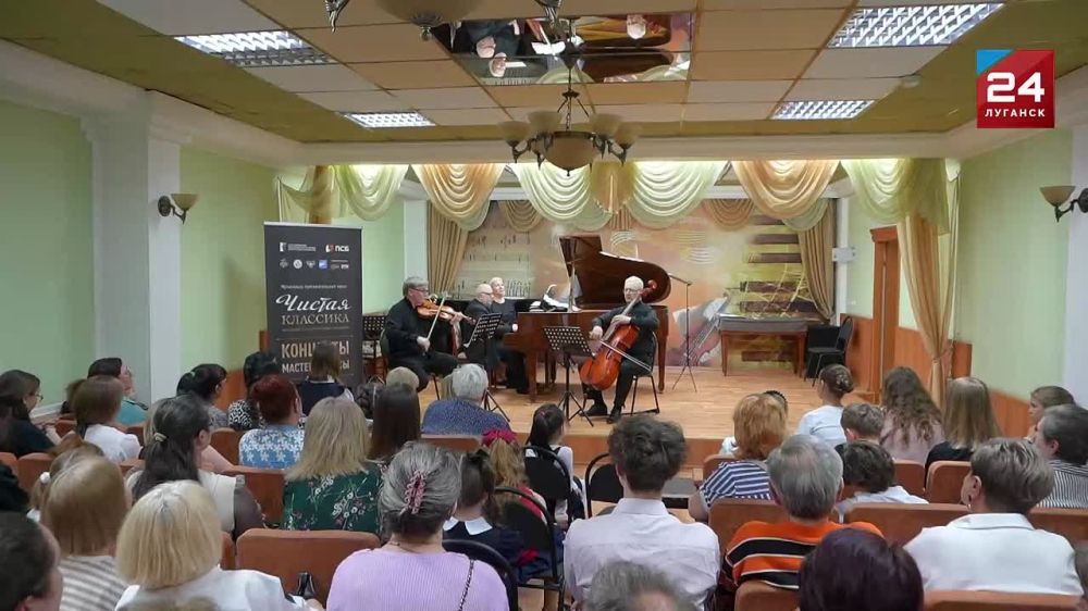 Произведения мировых классиков прозвучали на сцене Луганской школы №6