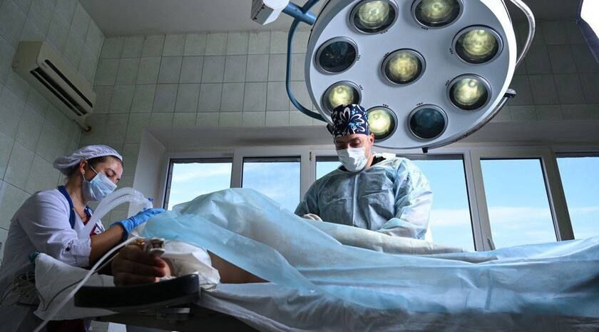 Министр здравоохранения РФ Михаил Мурашко поздравил жителей ЛНР с Днем Республики, отметив, что система здравоохранения региона успешно интегрируется в российскую