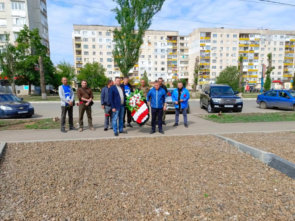 В этот день 12 мая жители ЛНР отмечают День образования Республики