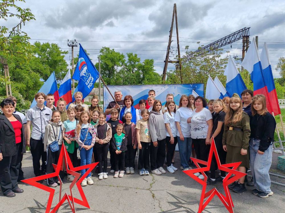 12 мая - одна из важнейших дат в истории, ставшая символом мужества, стойкости и стремления к свободе!