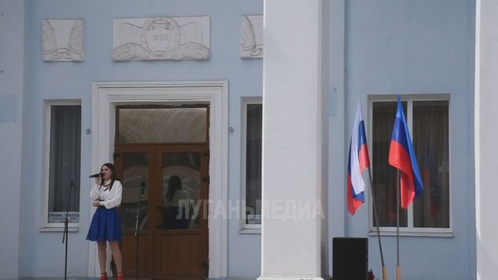 В Новопскове прошел торжественный митинг, посвященный Дню Республики