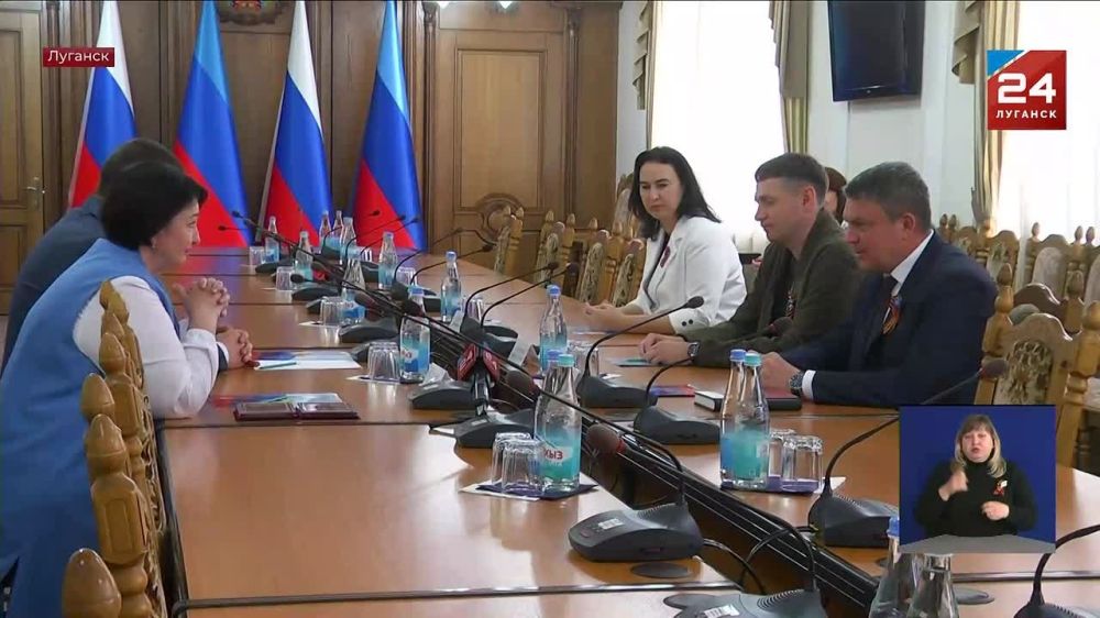 Глава ЛНР провел встречу с сопредседателем Всероссийской ассоциации развития местного самоуправления