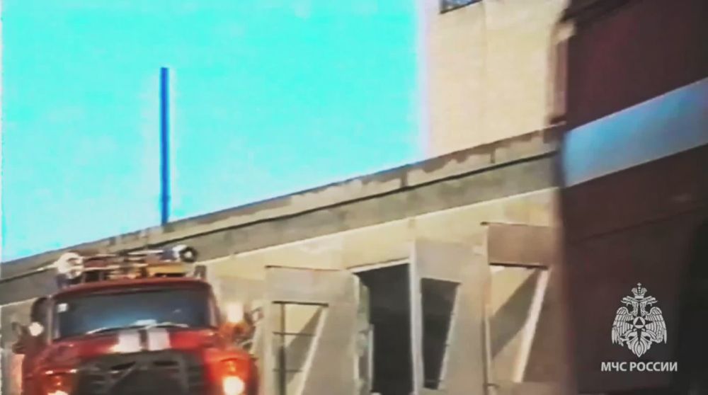 #ИМЕНА_ГЕРОЕВ. Александр Костюченко - старший оперативный дежурный Центра управления в кризисных ситуациях ГУ МЧС России по ЛНР