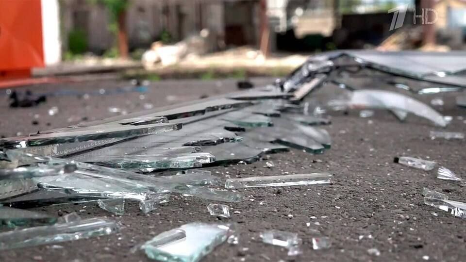 Украинские боевики атаковали беспилотниками гражданское предприятие в Луганске