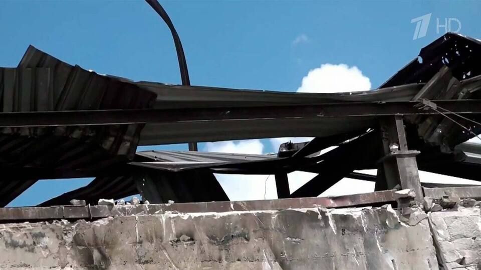 Двойной удар нанесли украинские боевики по гражданскому предприятию в Луганске