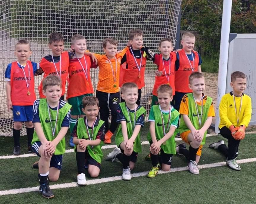 В Алчевске состоялась открытая тренировка по футболу