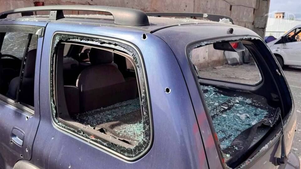 В Луганске в результате украинского удара погибли двое сотрудников МЧС, 15 ранены