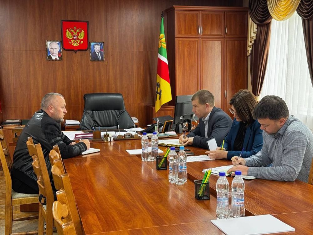 Сергей Колягин: Вместе с коллегами встретились с Григорием Ковтуном - Атаманом Станичного казачьего общества «Станица Первомайская»