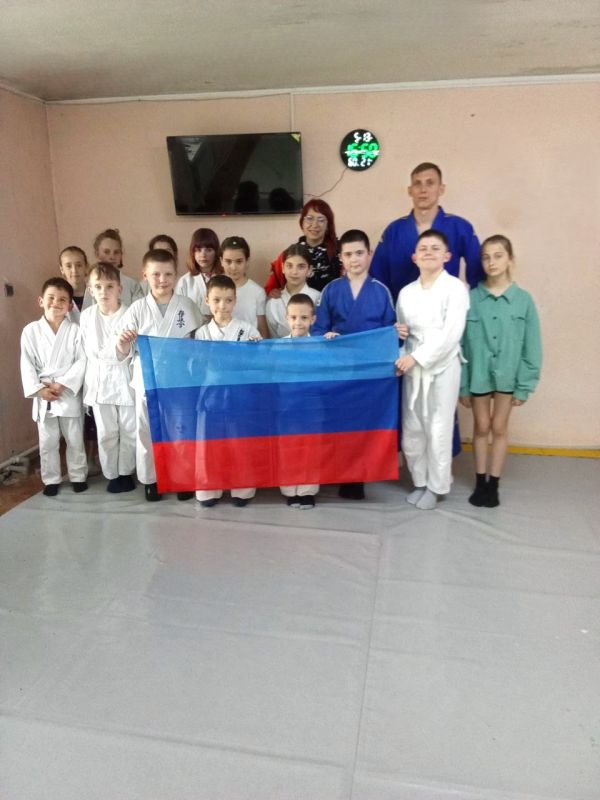 День рождения Луганской Народной Республики