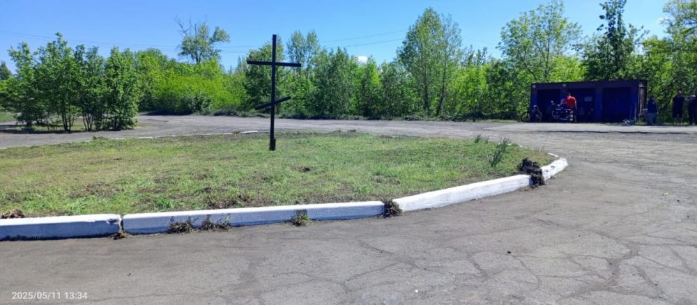 В Дубовском состоялся очередной субботник