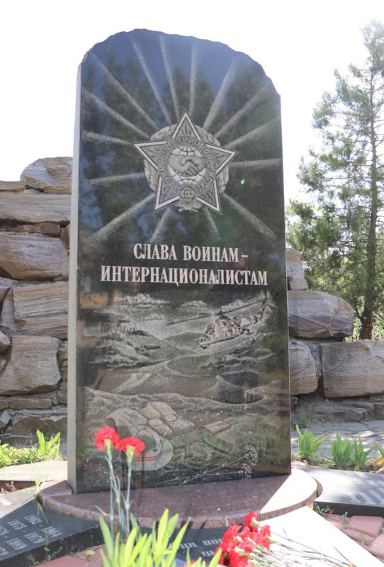 Евгений Бондарь: 37 лет назад начался вывод советских войск из Афганистана