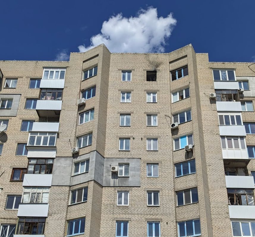 Противник продолжает обстрелы мирных городов и поселков Республики