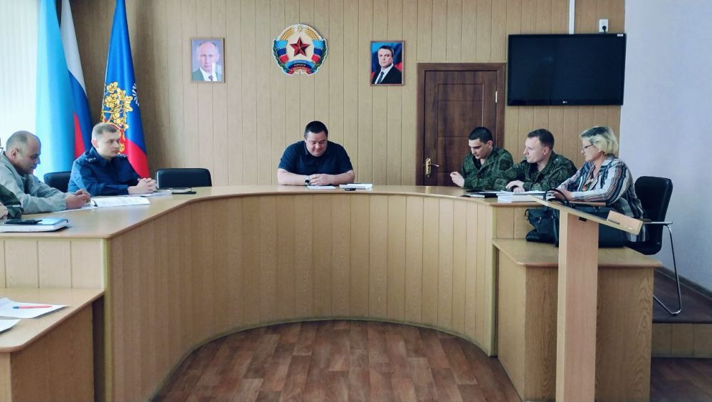 Андрей Рубанцов: Сегодня провел внеочередное заседание призывной комиссии по поручению Главы Луганской Народной Республики Леонида Пасечника