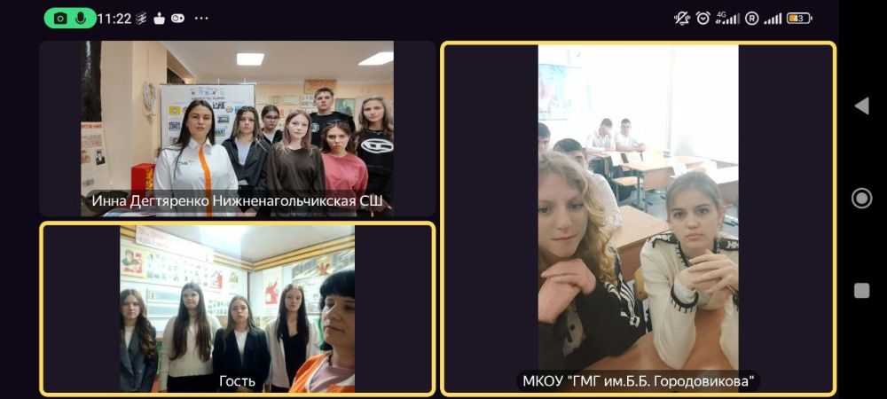 Лица дружбы: советники школ - объединяют