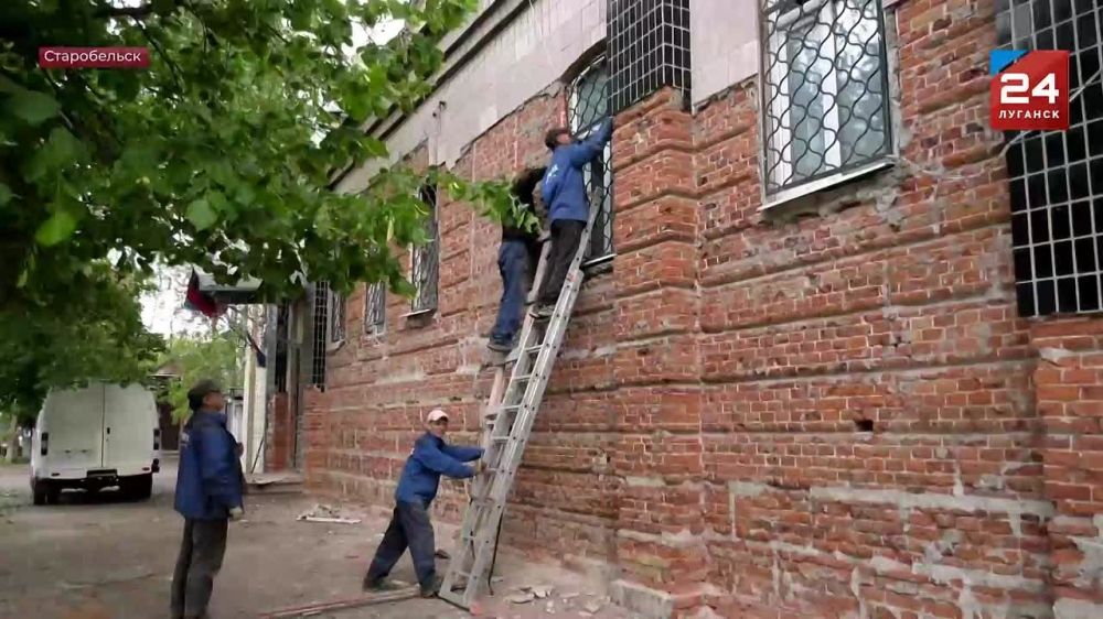 Боевики ВФУ нанесли удар по детскому саду №11 в Старобельске