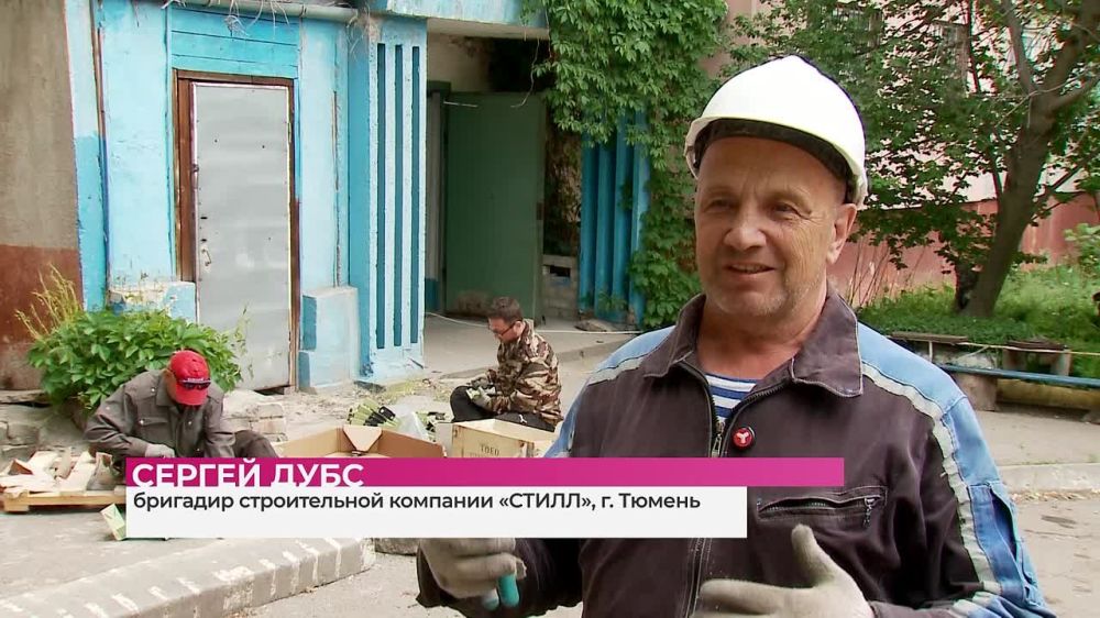 «Лифтовые кабины уже здесь, в Краснодоне. Они стоят на базе нашей компании»