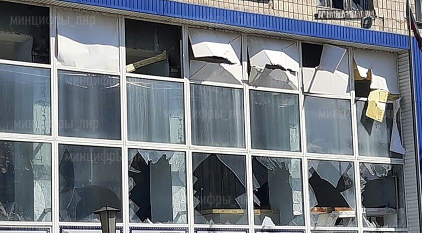 Поврежденное БПЛА отделение МФЦ в Старобельске с 16 мая начнет работу в прежнем режиме