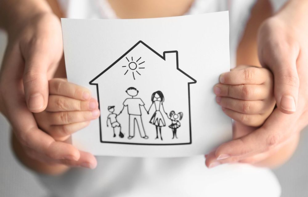 Специалистом отдела по вопросам опеки, попечительства и патронажа Администрации городского округа муниципальное образование городской округ город Ровеньки Луганской Народной Республики проведена проверка условий жизни и...