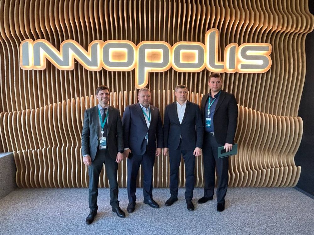 Председатель Правительства ЛНР Егор Ковальчук в ходе рабочего визита в Татарстан изучил передовые практики в области информационных технологий и инновационного производства