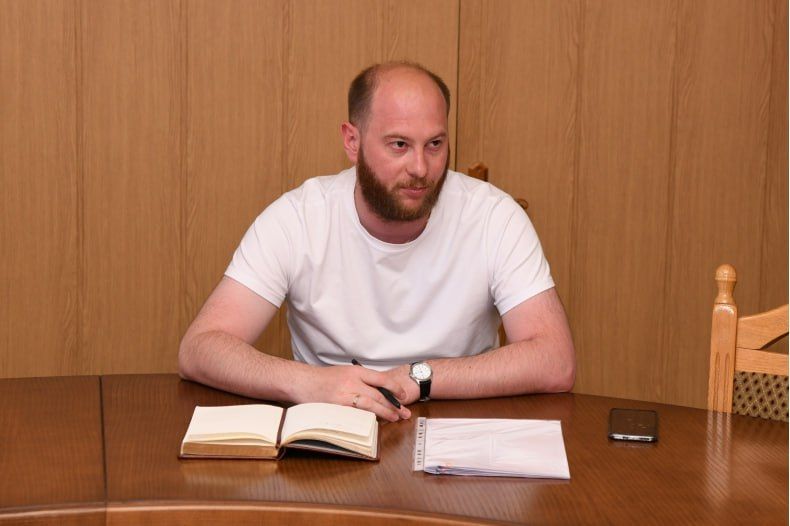 Советник руководителя Администрации Губернатора Красноярского края Александр Бауэр рассказал о трехлетнем сотрудничестве Красноярского края и Свердловска