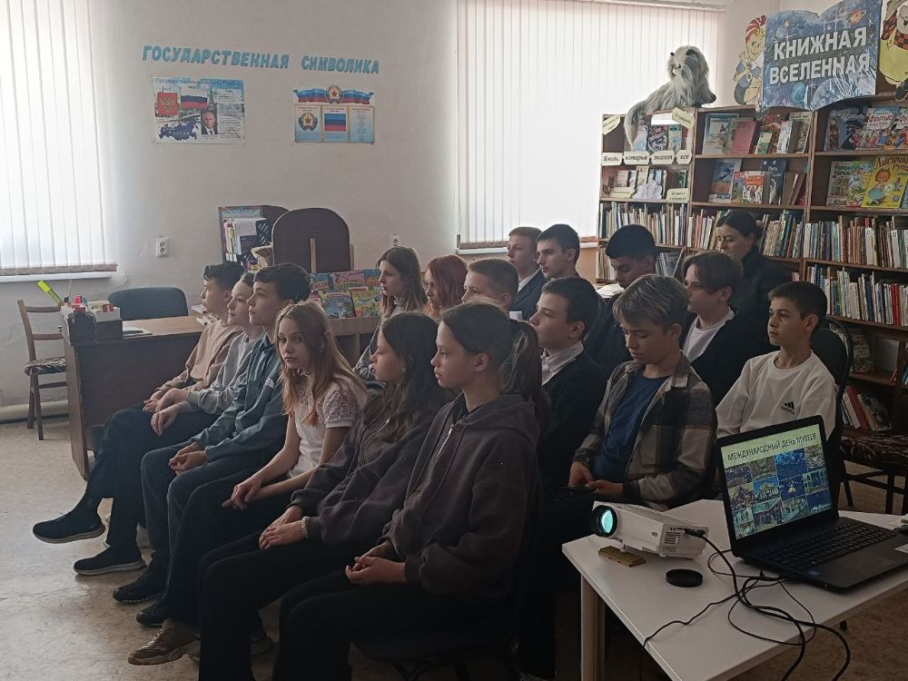 В Кировске прошла экскурсия «Залами городского музея»