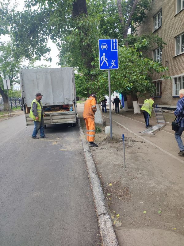 Сергей Козенко: В Краснодоне на квартале Лютикова установлены дорожные знаки «Жилая зона»